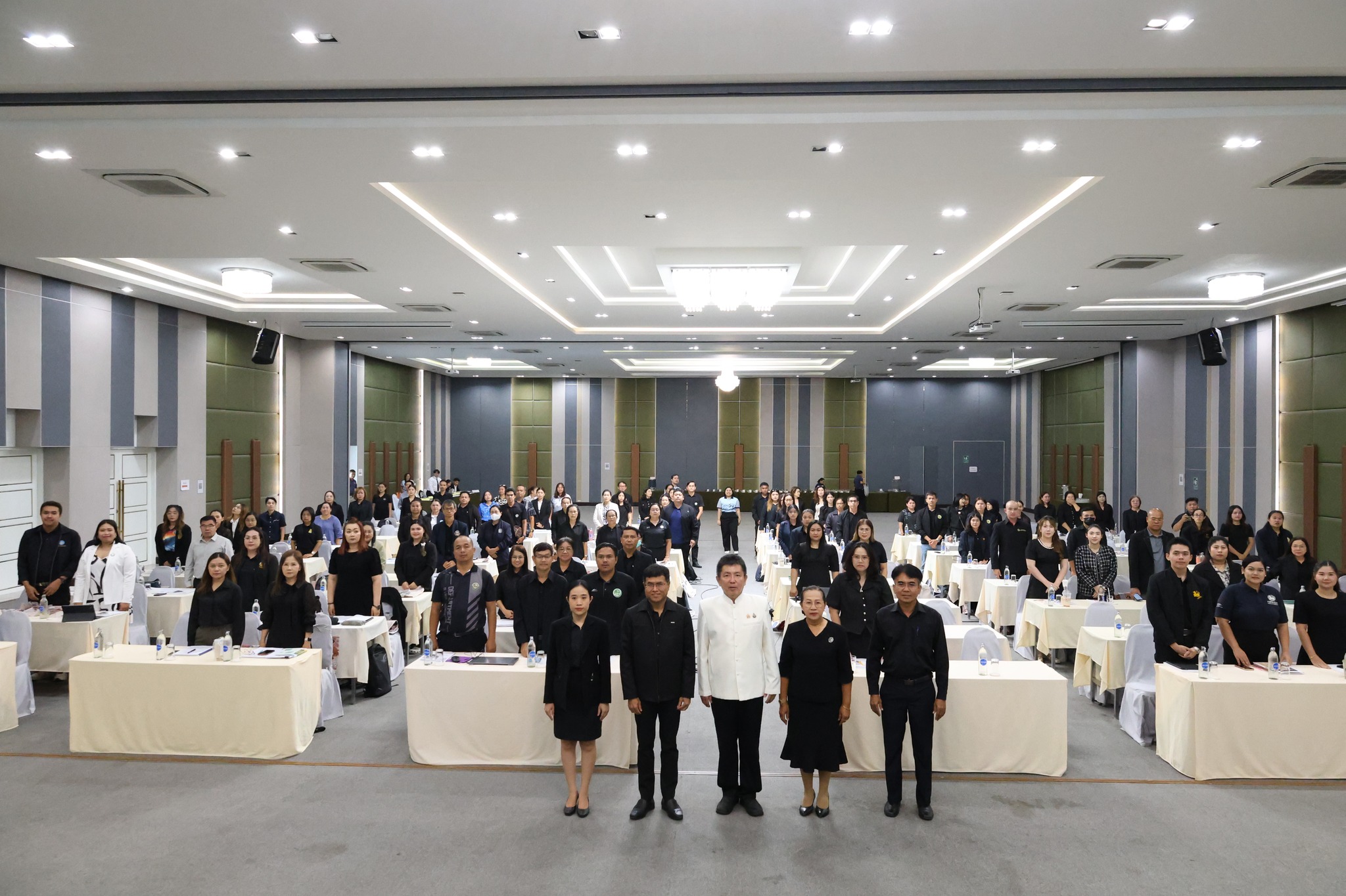24 เมษายน 2569
องค์การบริหารส่วนตำบลสวี เข้าร่วมโครงการยกระดับคะเเนนการประเมินคุณธรรมและความโปร่งใสในการดำเนินงานของหน่วยงานภาครัฐ (ITA) ประจำปีงบประมาณ พ.ศ. 2569  นายเธียรชัย ชูกิตติวิบูลย์ ผู้ว่าราชการจังหวัดชุมพร เป็นประธานเปิดโครงการยกระดับคะแนนการประเมินคุณธรรมและความโปร่งใสในการดำเนินงานของหน่วยงานภาครัฐ (ITA) ประจำปีงบประมาณ พ.ศ. 2569 ณ โรงแรมนานาบุรี ตำบลท่าตะเภา อำเภอเมืองชุมพร จังหวัดชุมพร เพื่อขับเคลื่อนหน่วยงานภาครัฐในจังหวัดให้ก้าวไปสู่มาตรฐานความโปร่งใสในระดับสากล